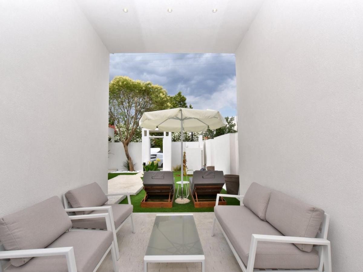 4 Elements Seaside Luxury Suites By Rentalspro Services Nea Moudania Halkidiki Extérieur photo